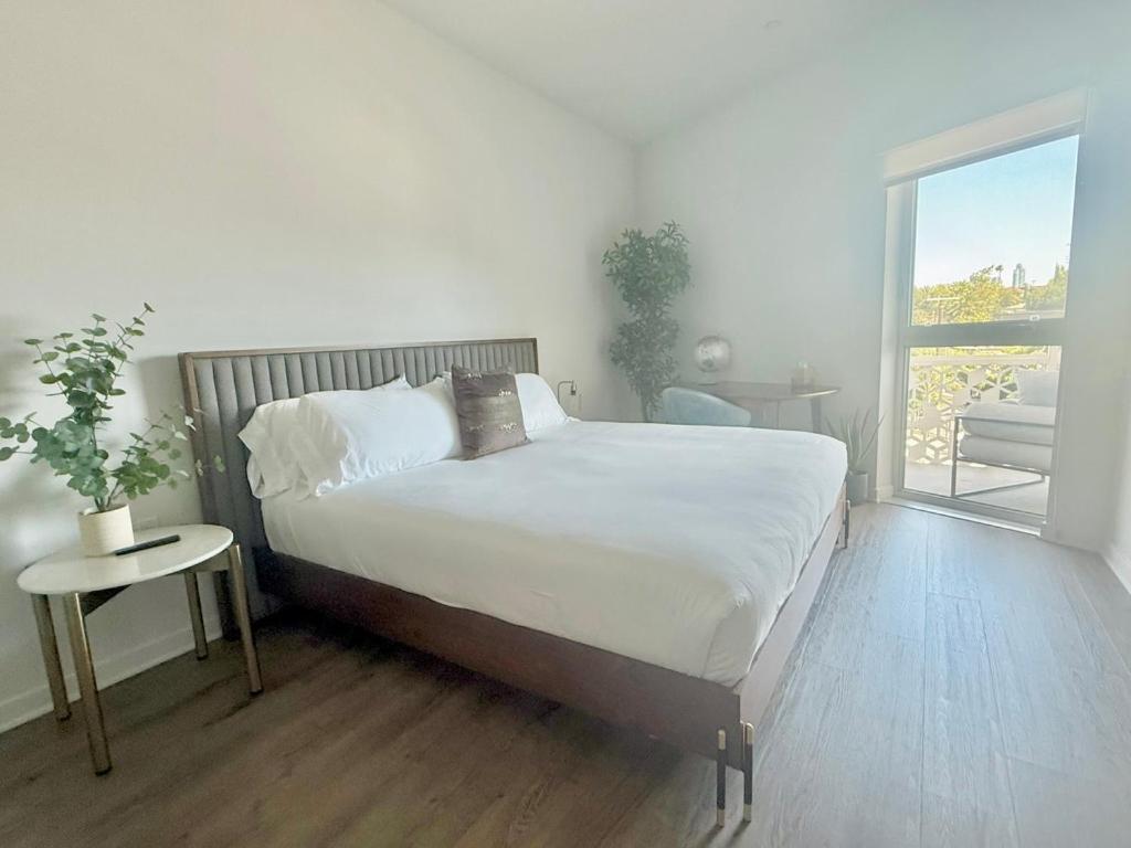 Designer 1 Bedroom In Silver Los Angeles